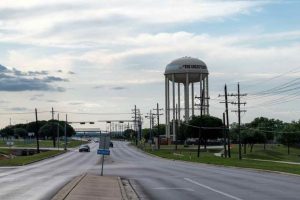 The water tower n at Fort Cavazos. (U.S. Army photo by Eric Franklin)