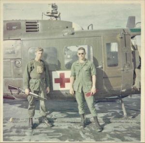 Vietnam DUSTOFF Pilot Who Saved 3,000 Earned Gold Medal Honor for MEDEVAC Crews