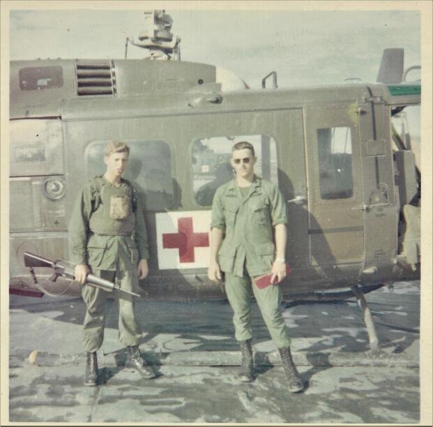 Vietnam DUSTOFF Pilot Who Saved 3,000 Earned Gold Medal Honor for MEDEVAC Crews