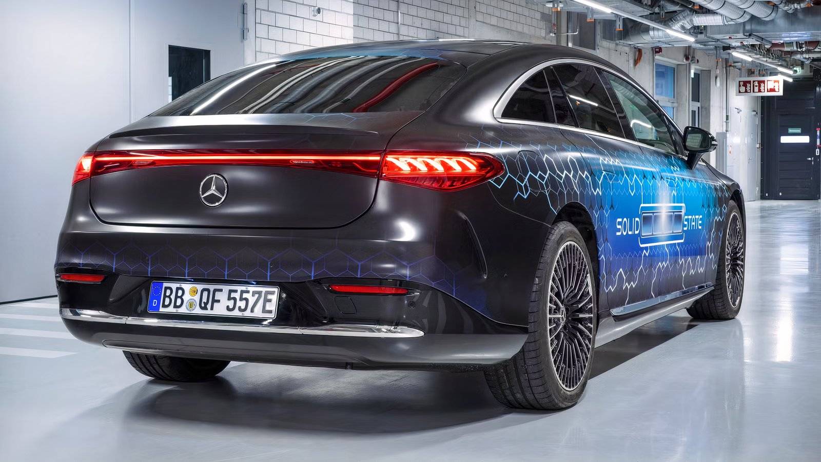 US Battery Startup Thinks American Cars Can 'Leapfrog' China – With Some Help From Germany