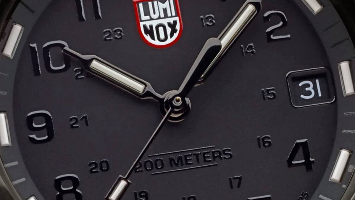 US Company Unveils New Navy SEAL-Inspired Steel Watch