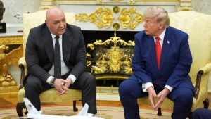 Trump Says US-Lebanon Flights Can Resume, Pledges Help for That Country After Meeting Its President