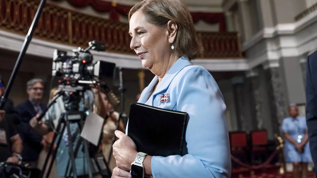 Lindsey Graham's Sister Backed by Trump as Washington Experience Questioned